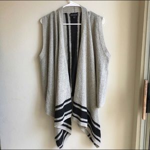 Banana Republic sleeveless shrug/vest